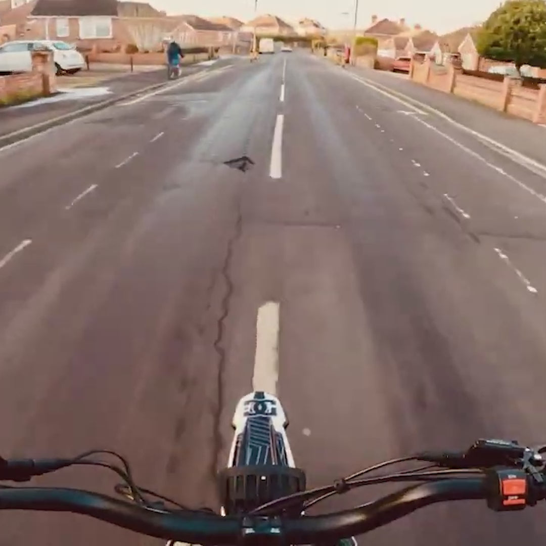 Surron L1E Road Legal Electric Bike Mobile @southcoastsurron